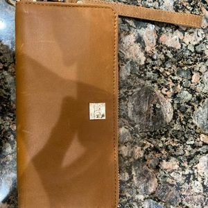 New Rachel Cruze Camel Leather Wallet